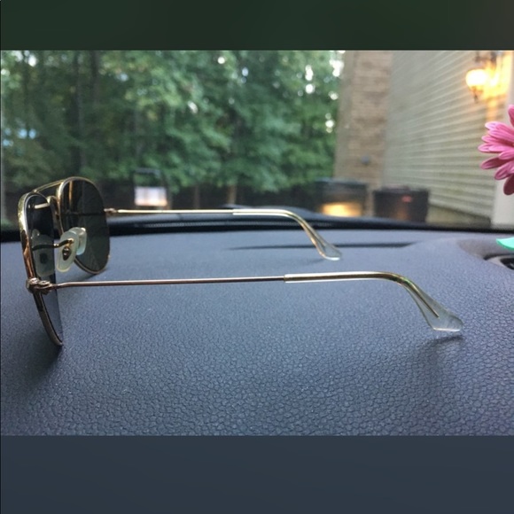 Ray Ban Aviator Sunglasses - Picture 2 of 4